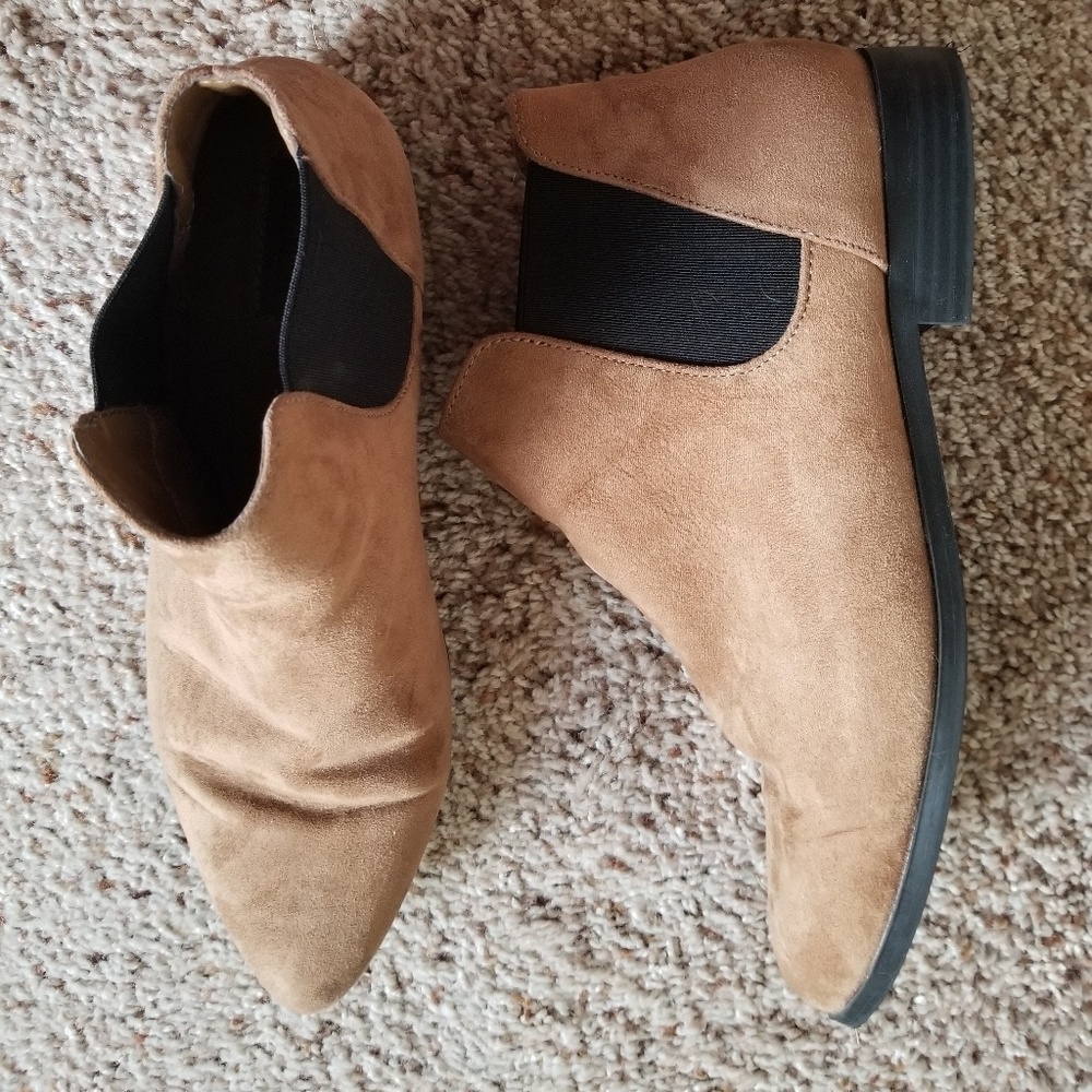 Forever21 Suede Ankle Boots US W Size 8.5